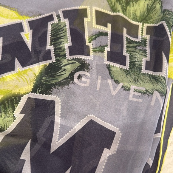 Givenchy silk scarf 50 “ x 50” - Picture 4 of 4